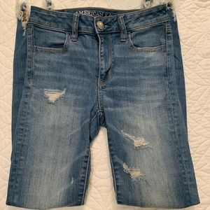 American Eagle women’s jeans